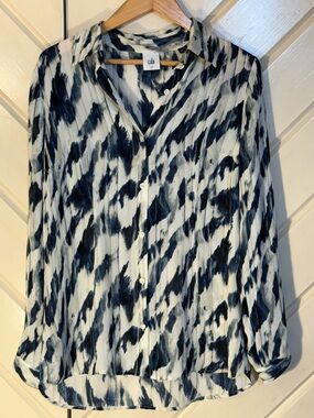 CAbi Navy and White Brushstroke Button-Down Shirt